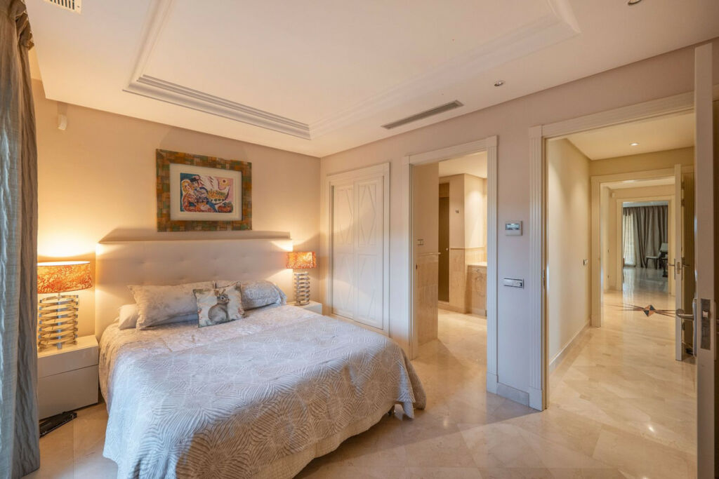 Ground Floor Apartment Nueva Andalucía Málaga - image 14
