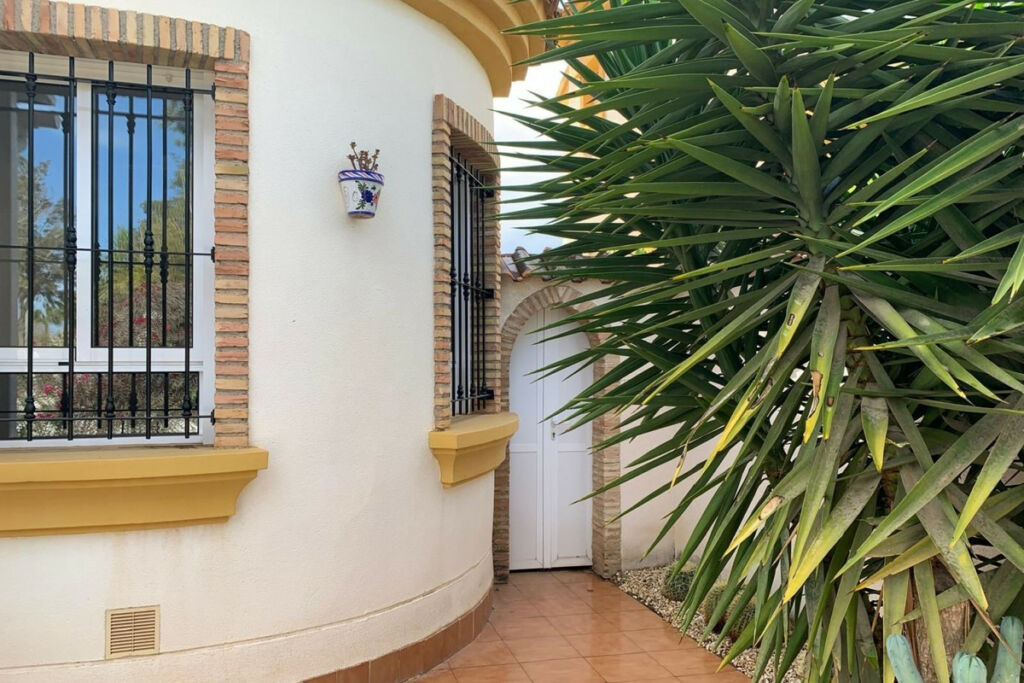 Detached Villa Guardamar del Segura Alicante - image 40