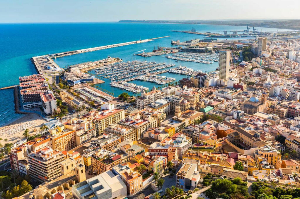 Middle Floor Apartment El Campello Alicante - image 40