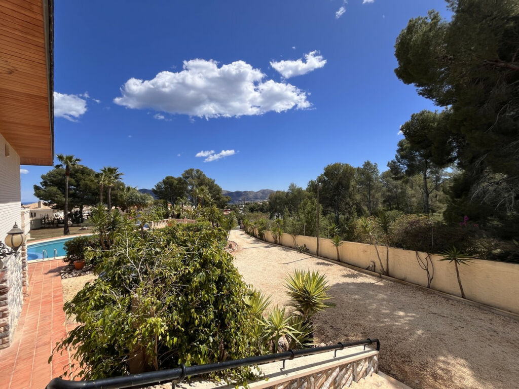 Detached Villa La Nucia Alicante - image 41