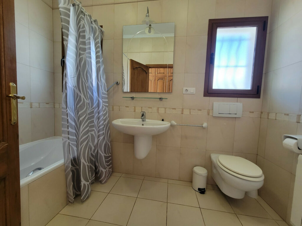 Detached Villa Moraira Alicante - image 41