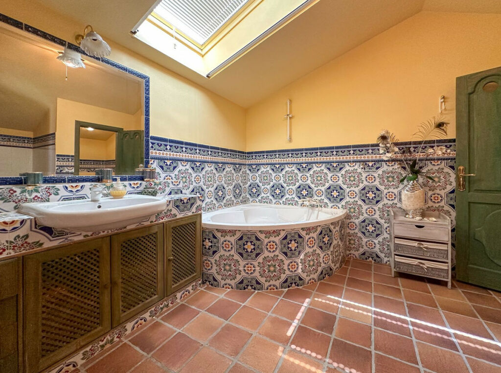 Detached Villa Cerros del Aguila Málaga - image 41