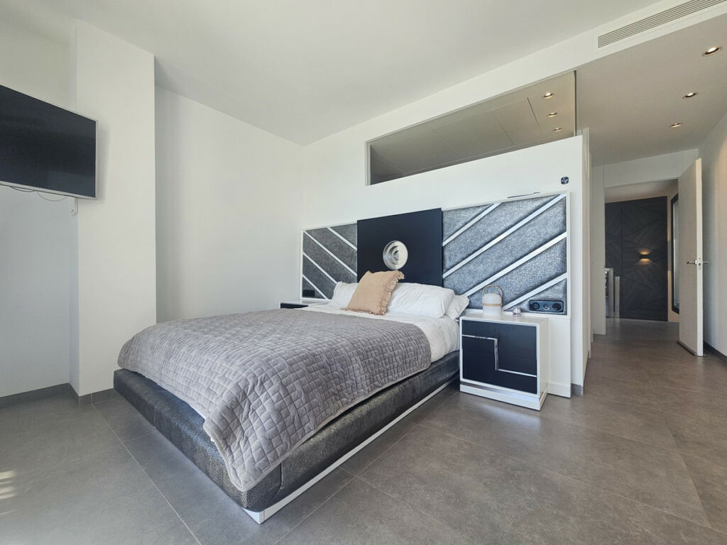 Detached Villa Cabo Roig Alicante - image 30