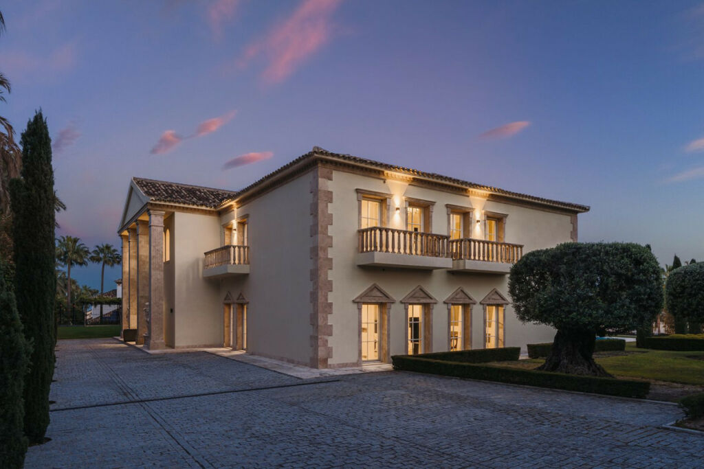 Detached Villa Sierra Blanca Málaga - image 41