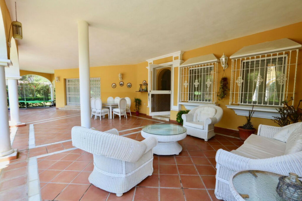 Detached Villa Sotogrande Costa Cádiz - image 42