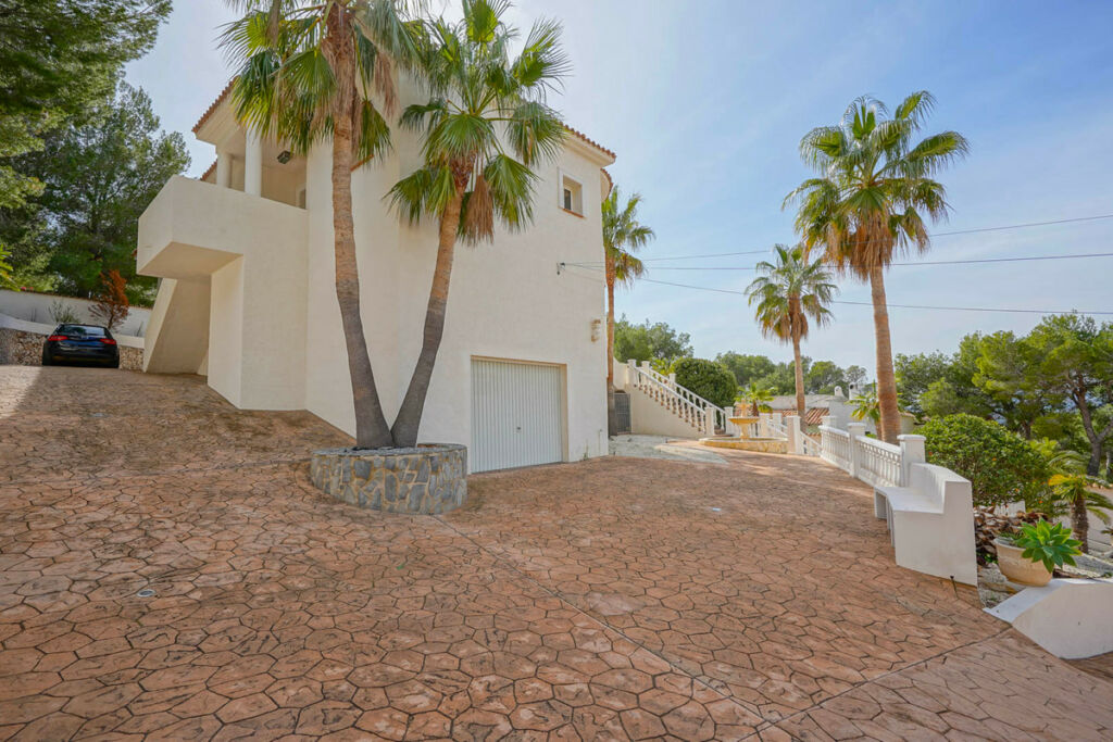 Detached Villa Altea Alicante - image 42
