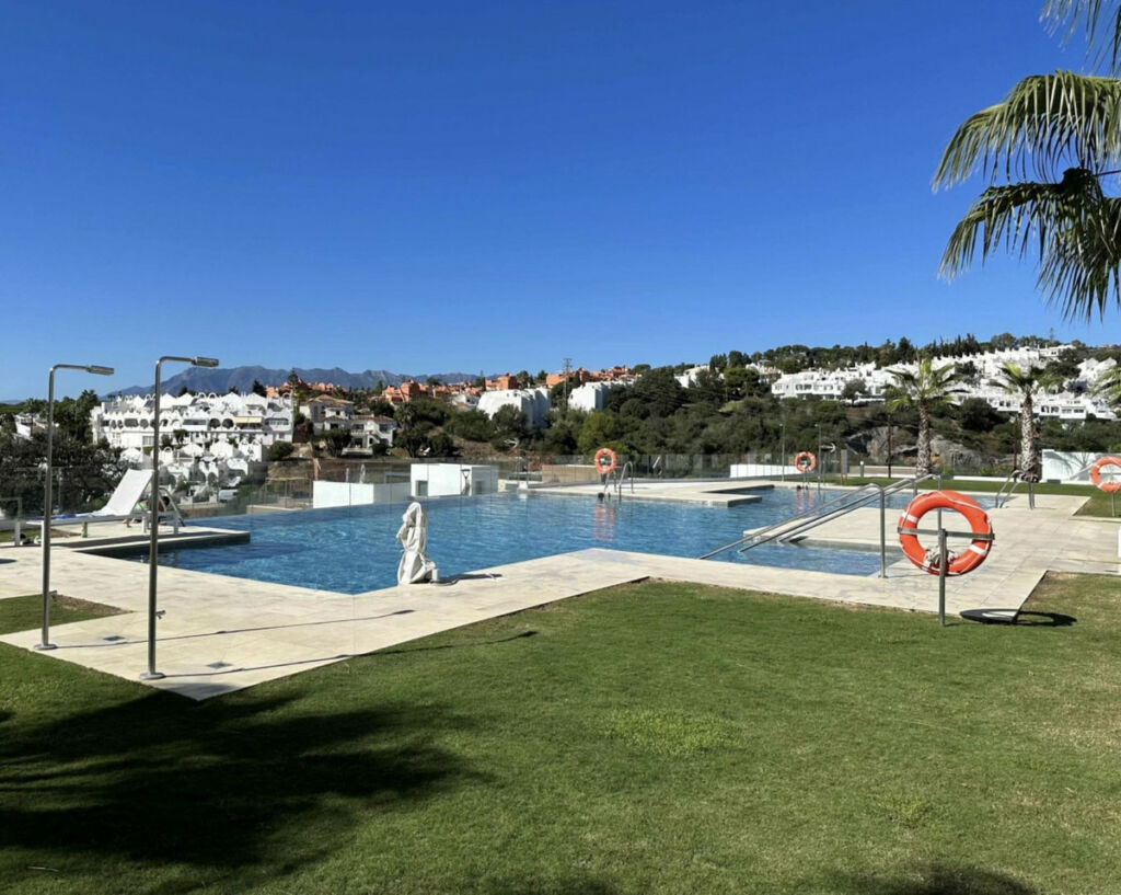 Penthouse Duplex Cabopino Málaga - image 22