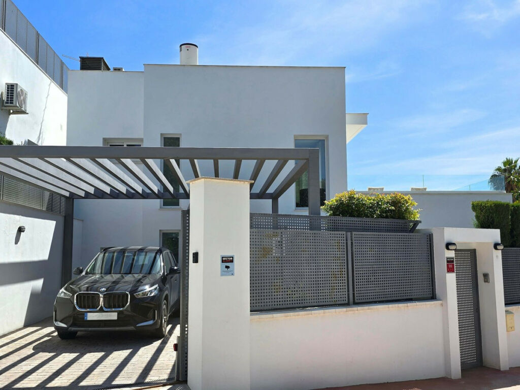 Detached Villa Torreblanca Málaga - image 42