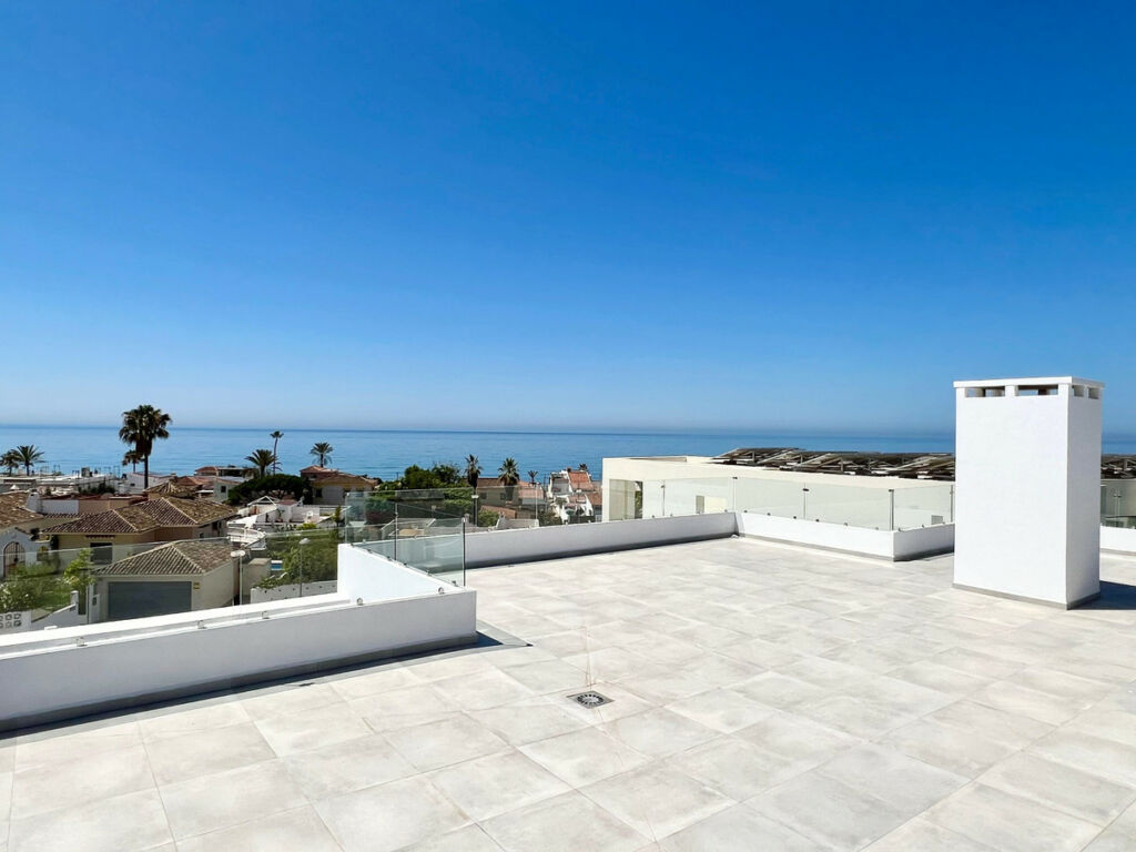 Detached Villa Marbella Málaga - image 42