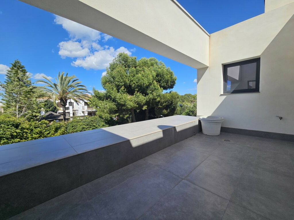 Detached Villa Cabo Roig Alicante - image 42