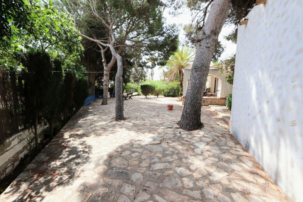 Detached Villa Cabo Roig Alicante - image 43