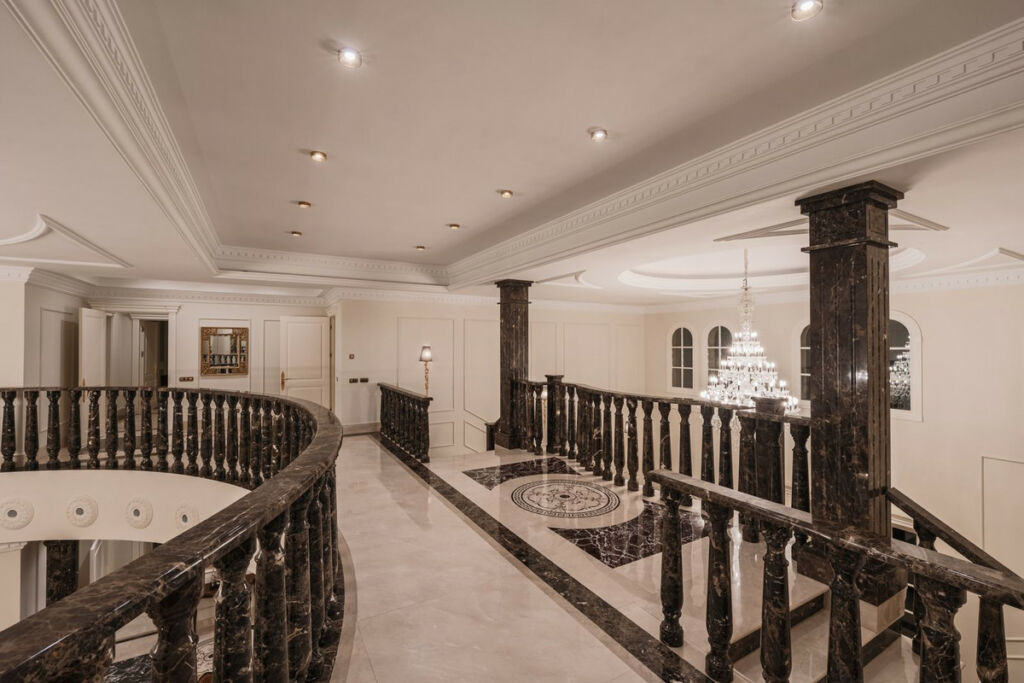 Detached Villa Sierra Blanca Málaga - image 44