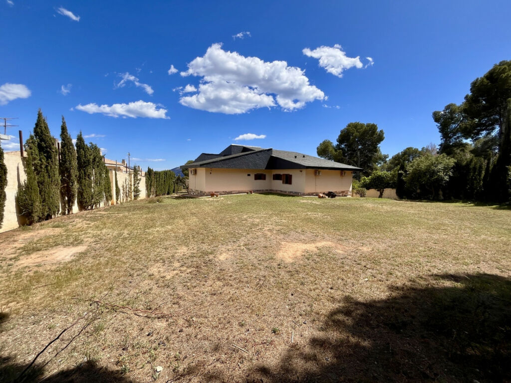 Detached Villa La Nucia Alicante - image 45