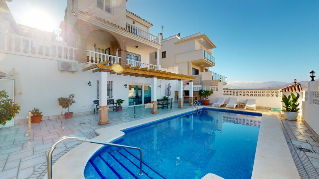 Detached Villa Torre del Mar Málaga - image 45