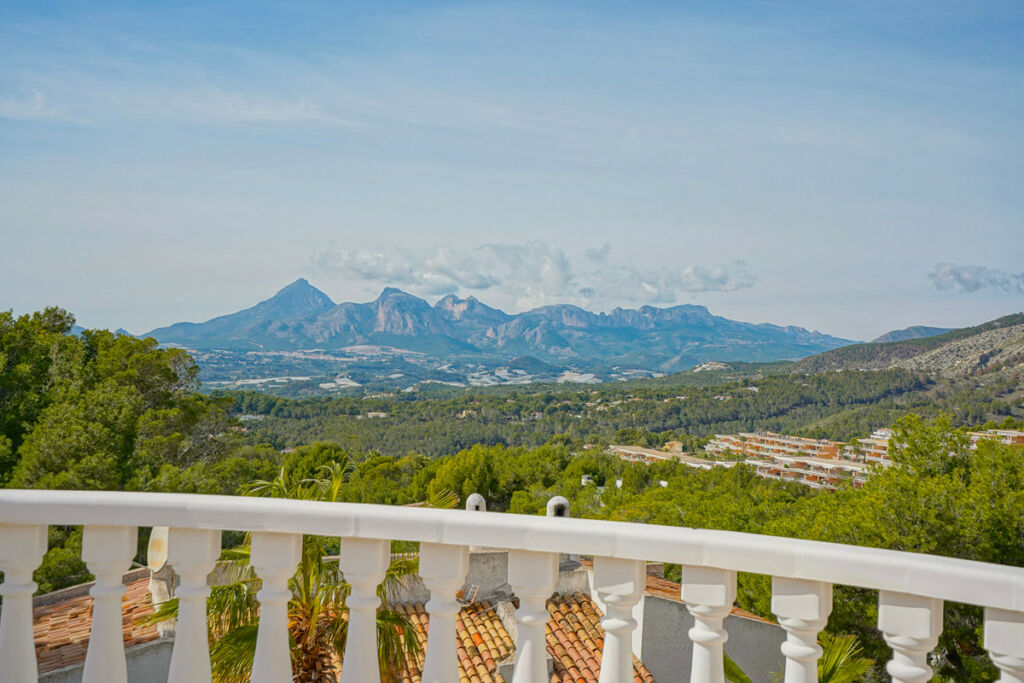 Detached Villa Altea Alicante - image 45