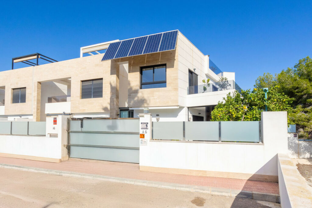Detached Villa Villamartin Alicante - image 45