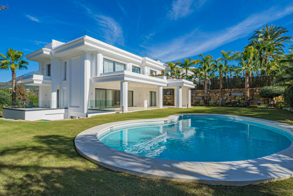 Detached Villa The Golden Mile Málaga - image 47