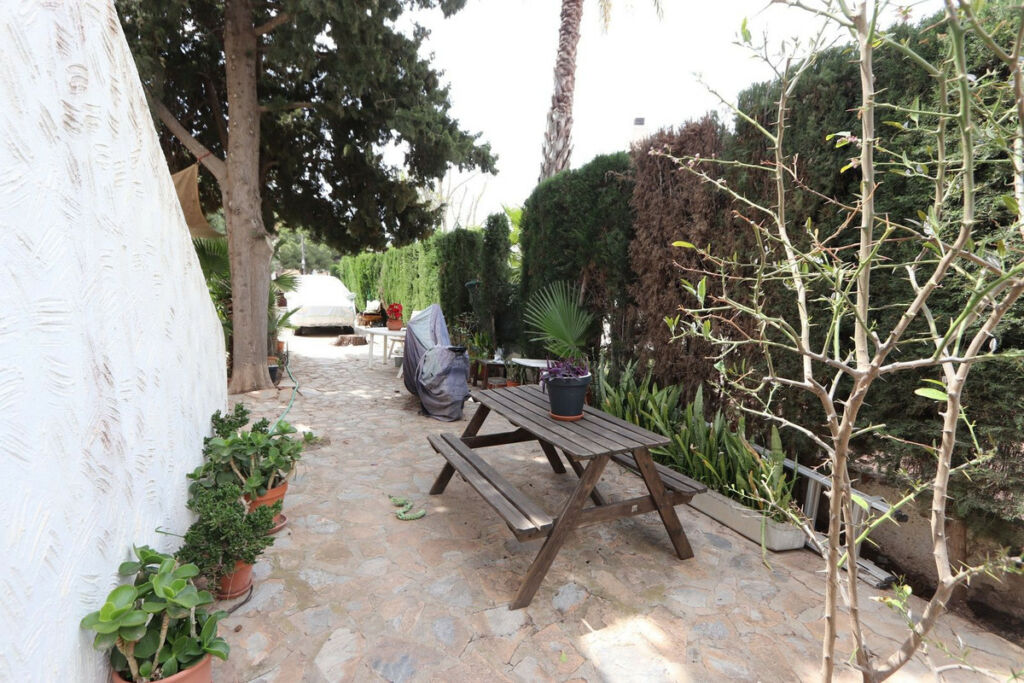 Detached Villa Cabo Roig Alicante - image 47
