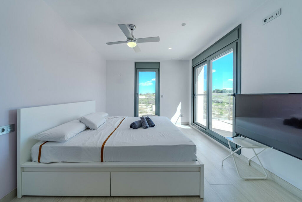 Detached Villa La Marina Alicante - image 47