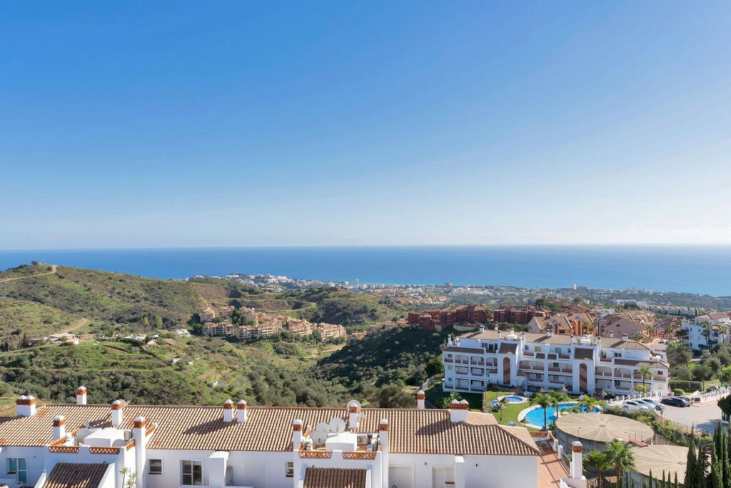 Penthouse Calahonda Málaga - image 47
