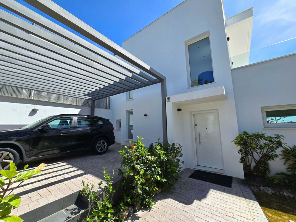 Detached Villa Torreblanca Málaga - image 47