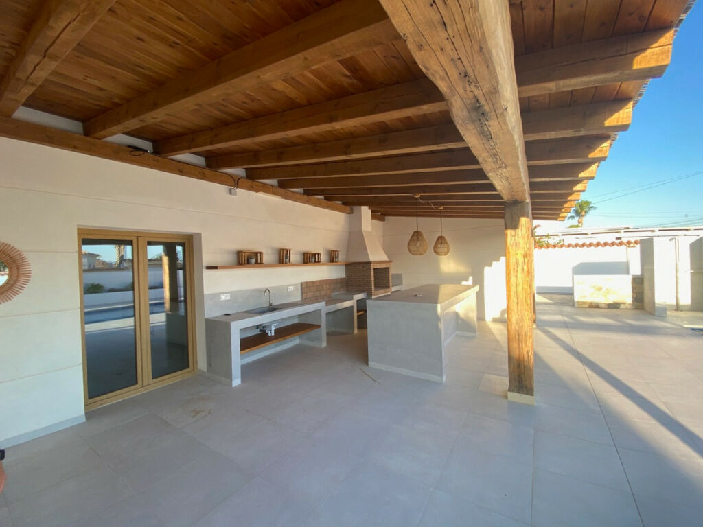 Detached Villa Torrevieja Alicante - image 48