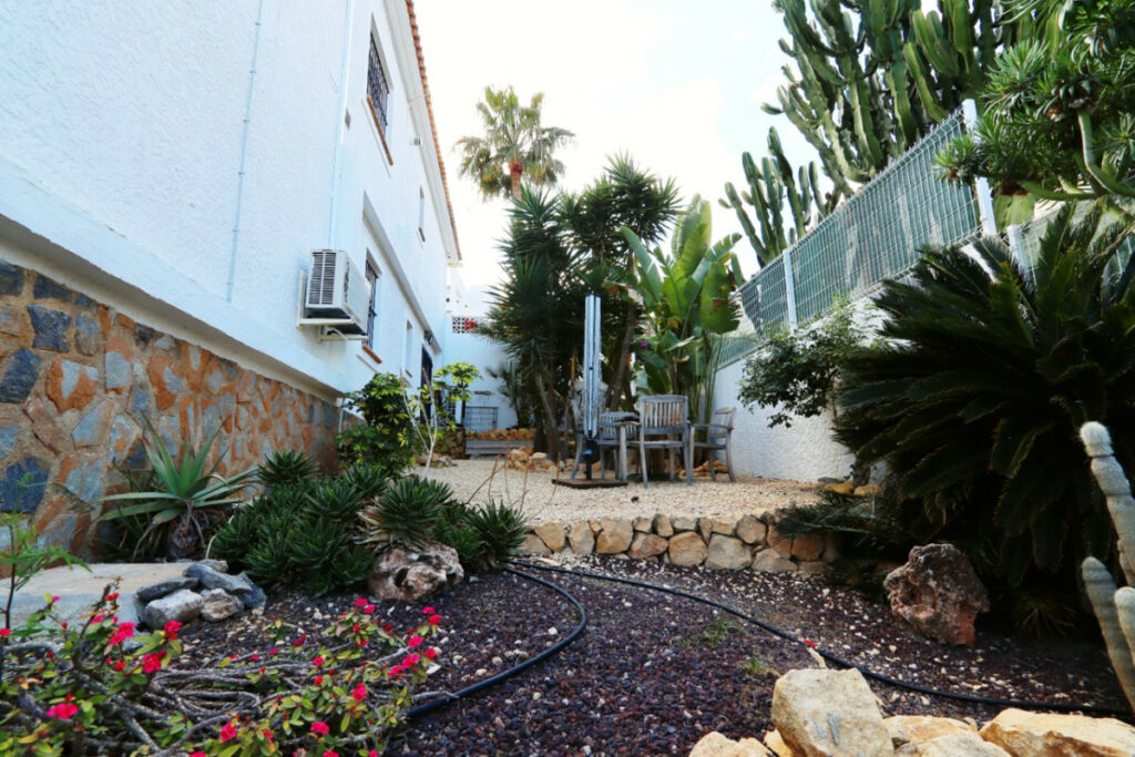 Detached Villa La Nucia Alicante - image 49