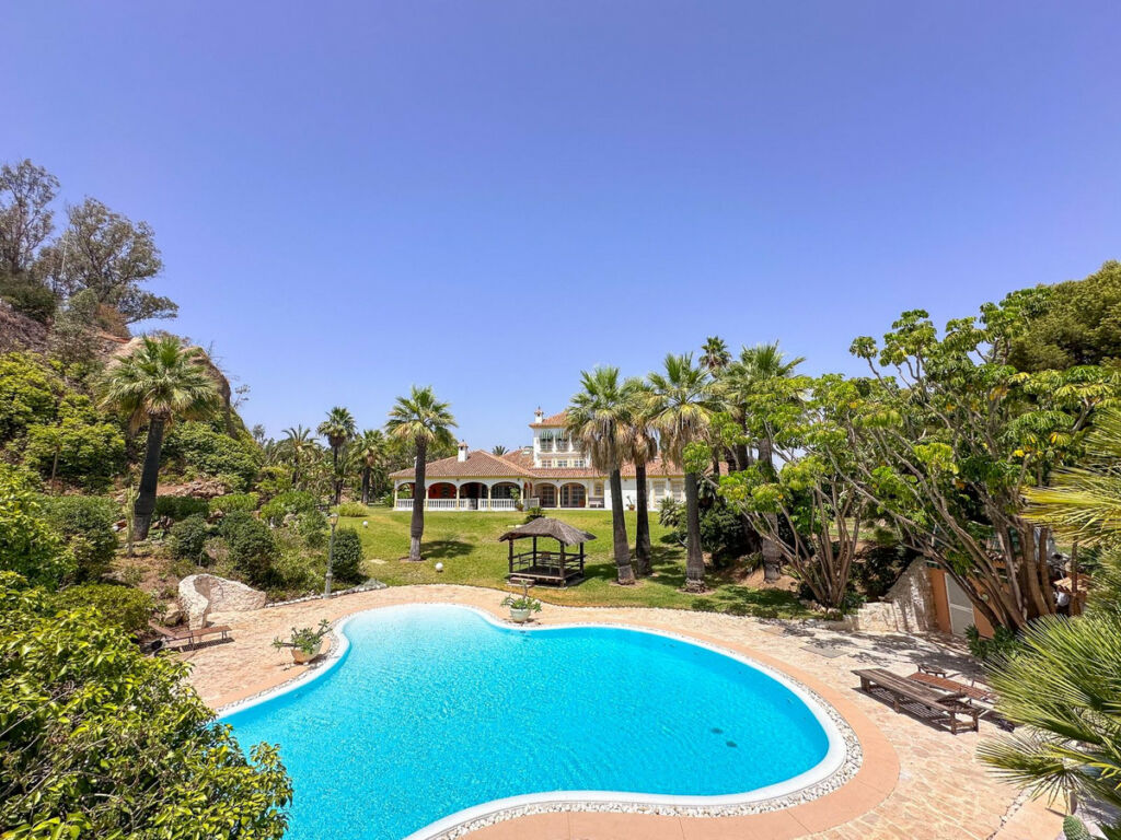 Detached Villa Cerros del Aguila Málaga - image 49