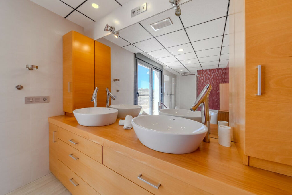 Detached Villa La Marina Alicante - image 49