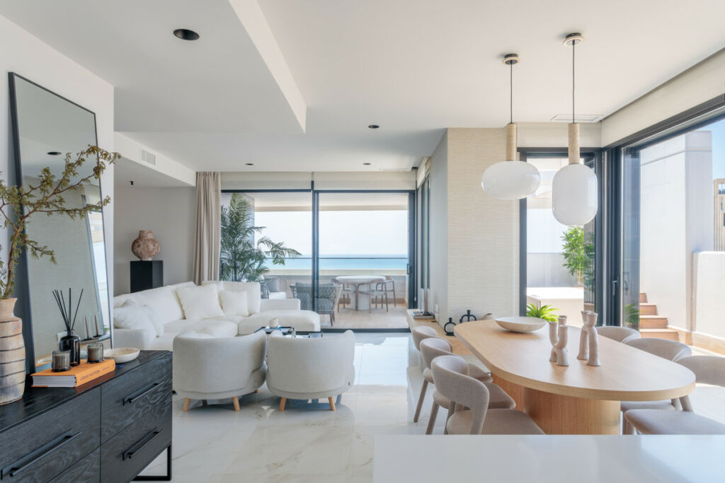 Middle Floor Apartment Benidorm Alicante - image 5