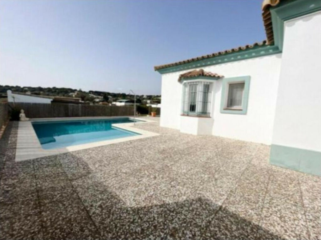 Detached Villa San Roque Cádiz - image 4