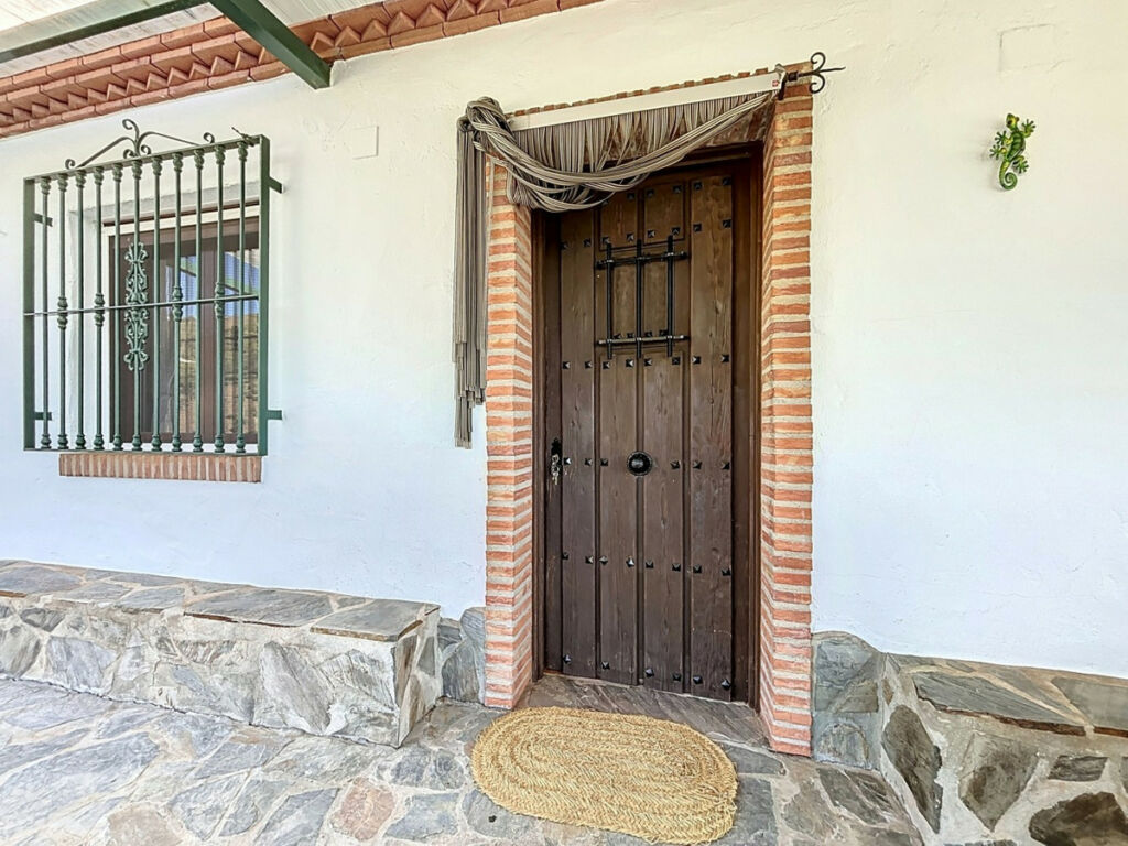 Semi-Detached House Cómpeta Málaga - image 5