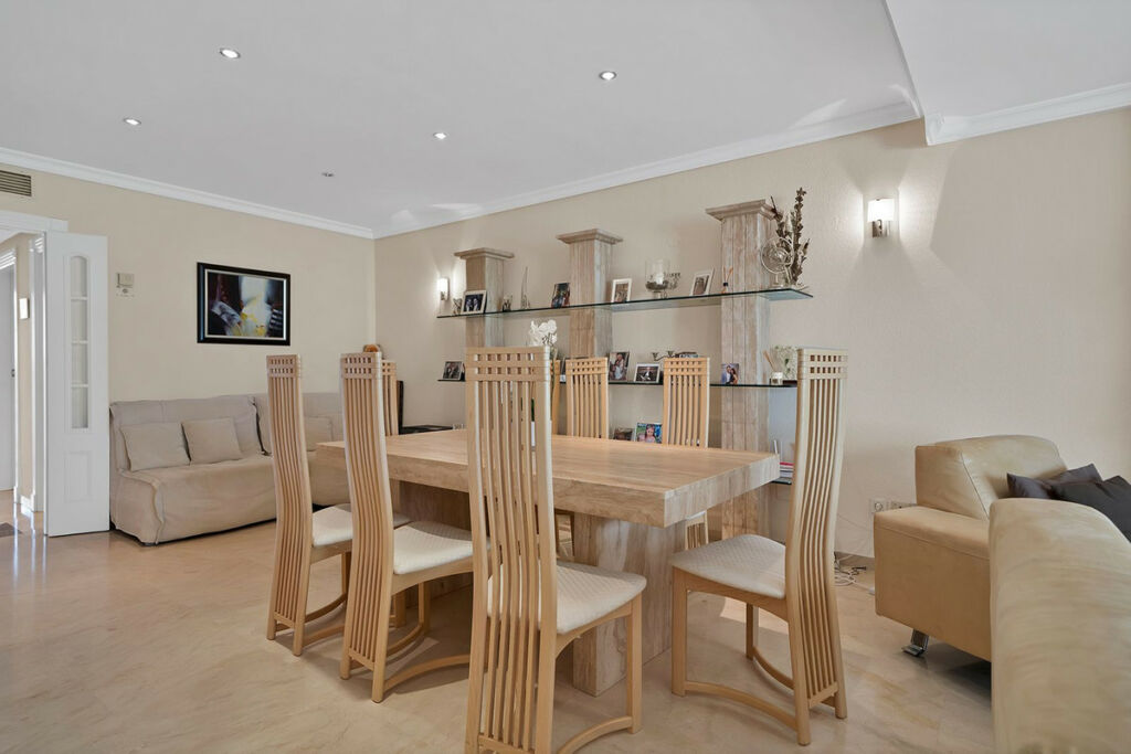 Ground Floor Apartment New Golden Mile Málaga - image 5