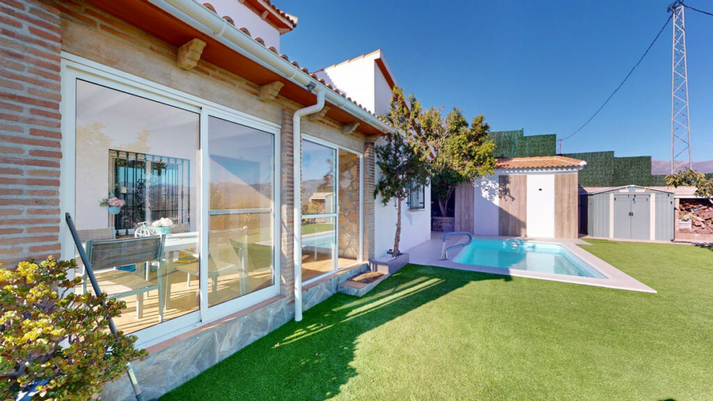 Detached Villa Arenas Málaga - image 5
