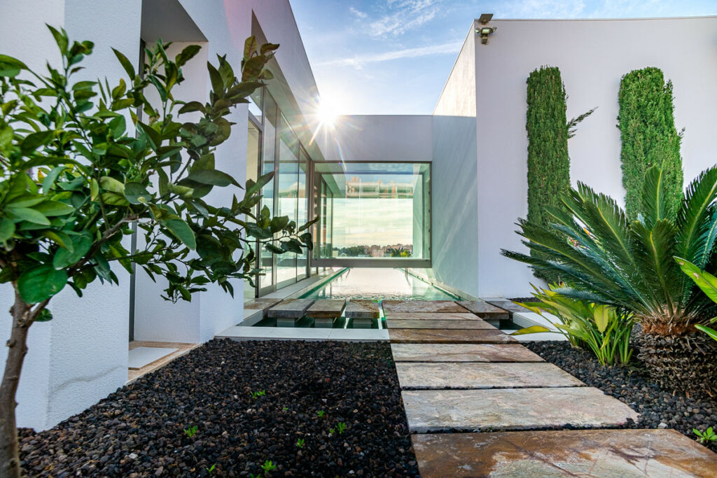 Detached Villa Las Colinas Golf Alicante - image 5