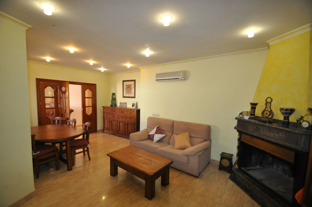Townhouse Algueña Alicante - image 5
