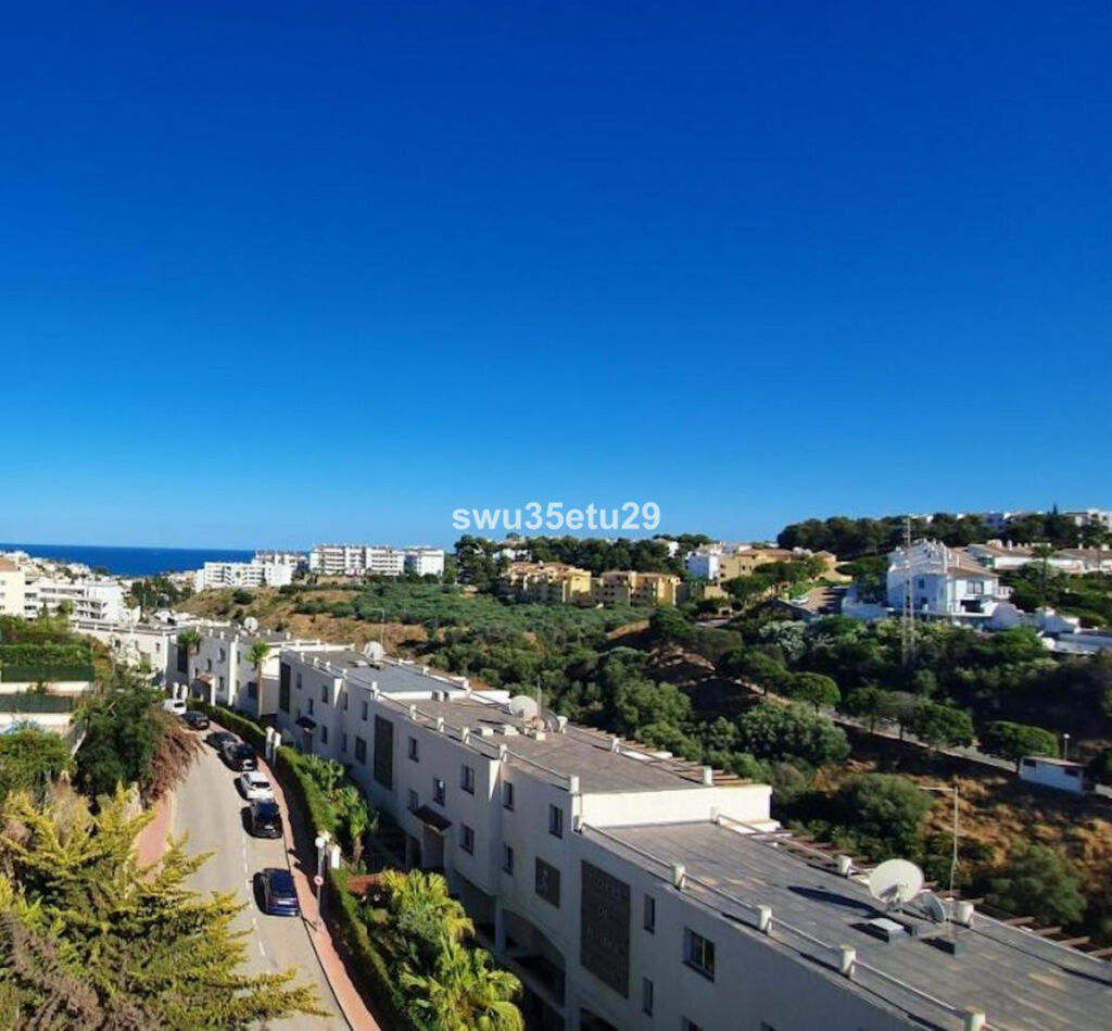 Ground Floor Apartment Riviera del Sol Málaga - image 5