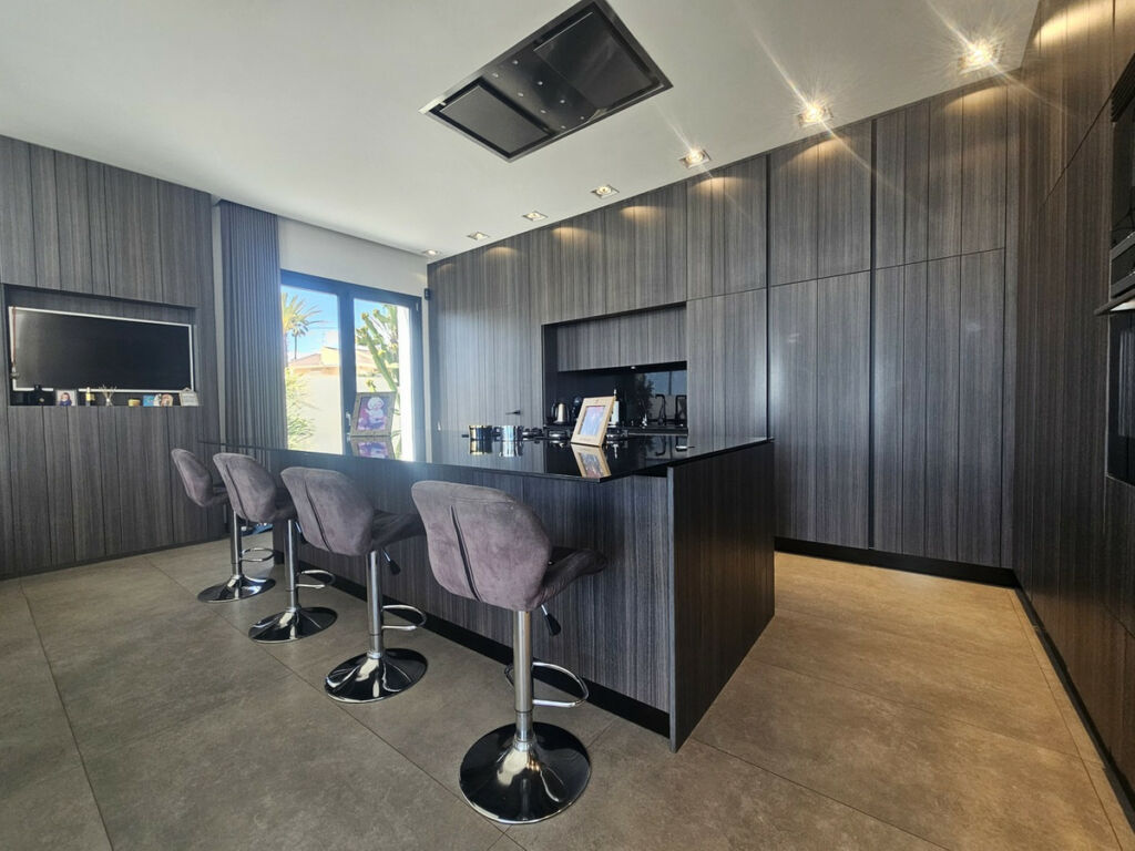 Detached Villa Cabo Roig Alicante - image 12