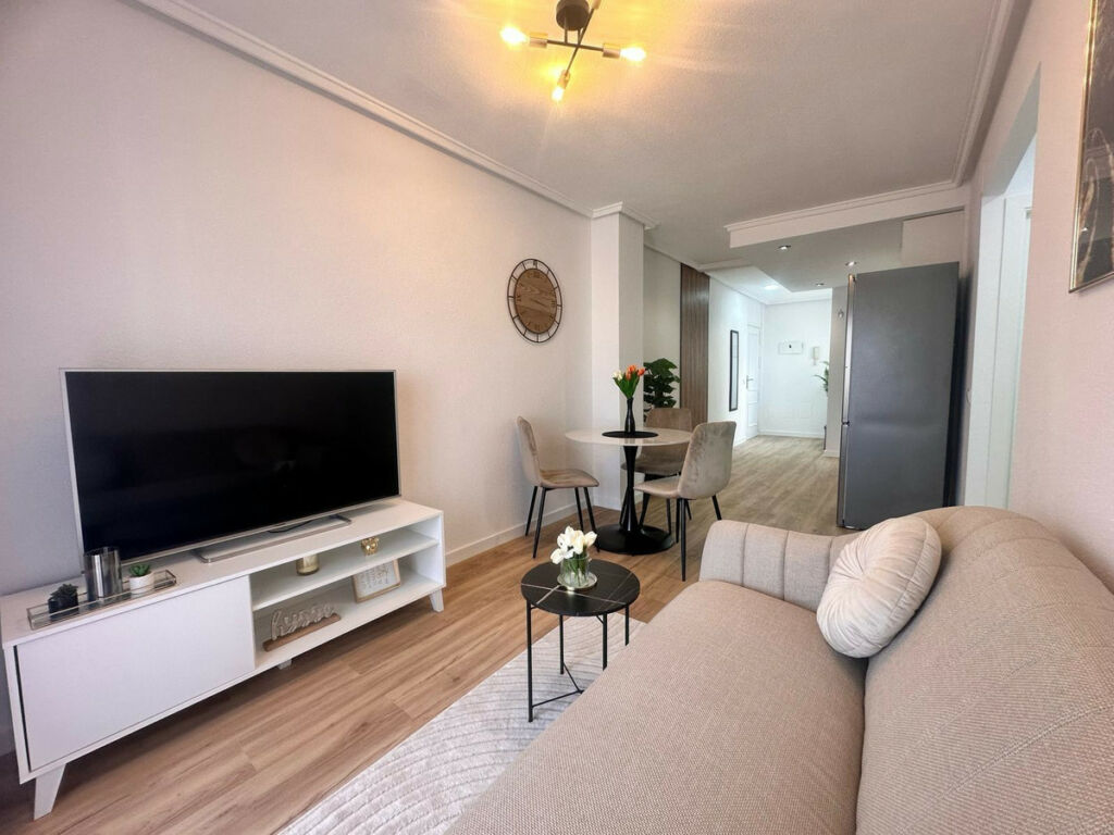 Penthouse Torrevieja Alicante - image 5