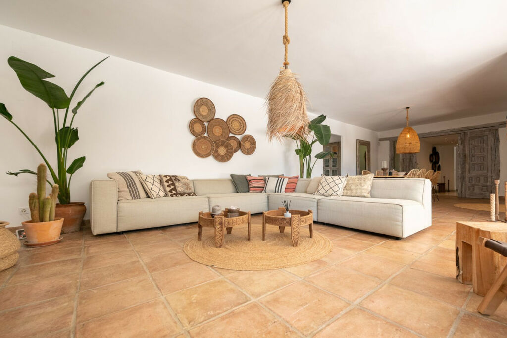 Detached Villa Hacienda Las Chapas Málaga - image 5