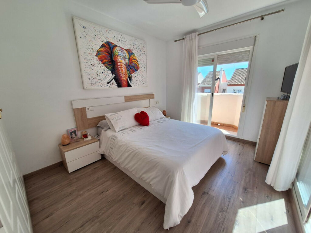 Townhouse Estepona Málaga - image 5