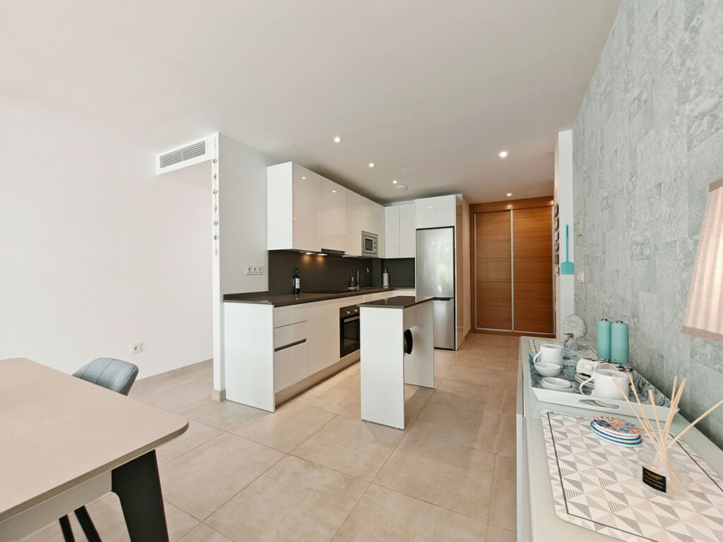 Ground Floor Apartment La Cala de Mijas Málaga - image 5