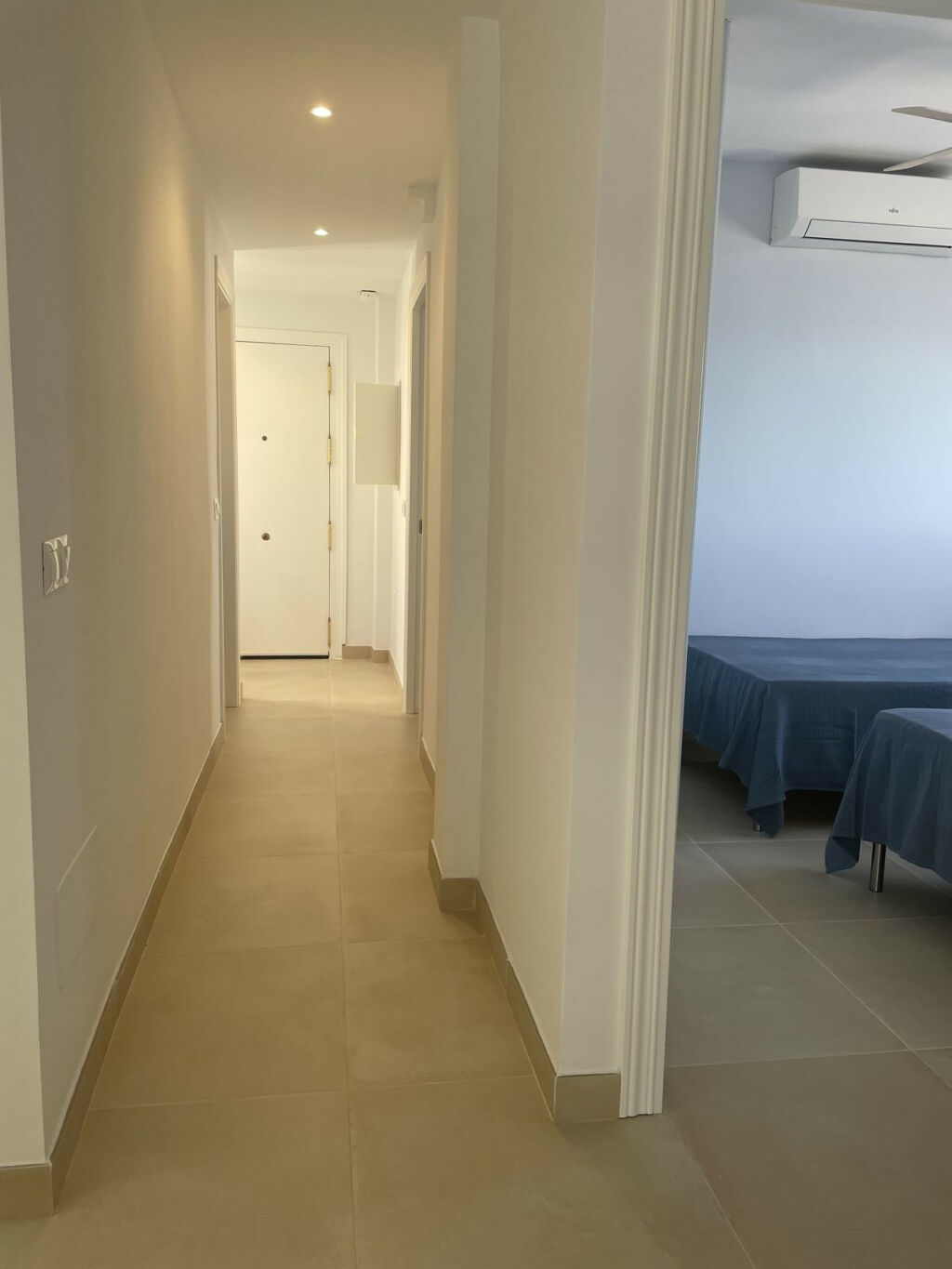 Top Floor Apartment Casares Playa Málaga - image 5