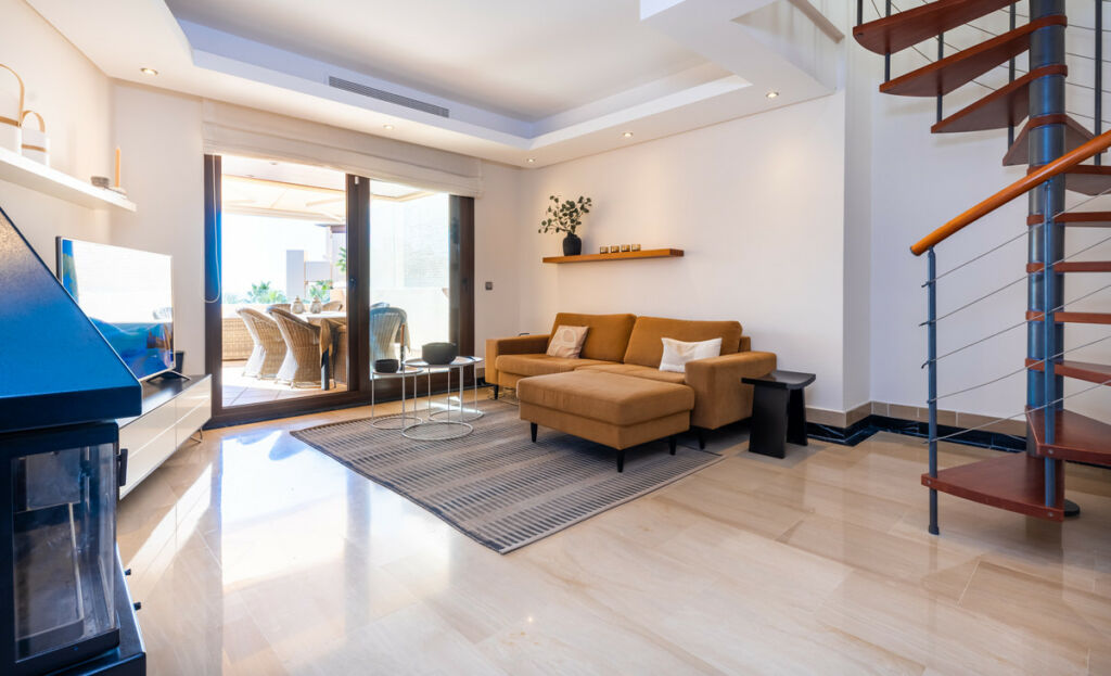 Penthouse Duplex Estepona Málaga - image 5