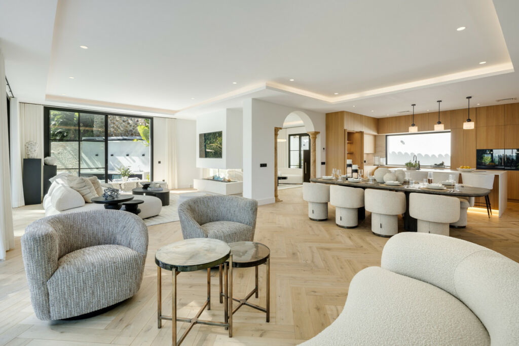 Detached Villa Benahavís Málaga - image 10