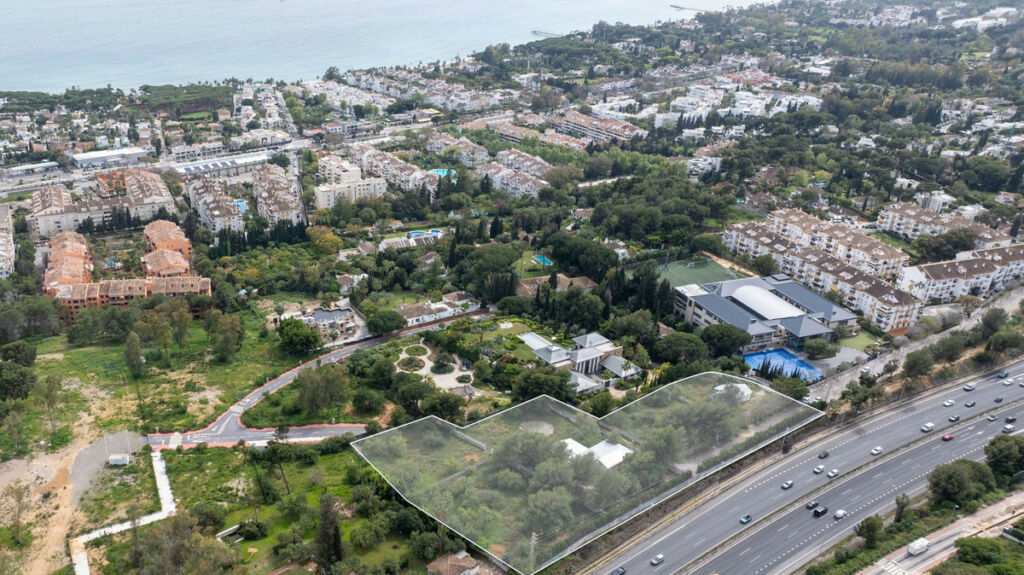 Residential Plot The Golden Mile Málaga - image 5