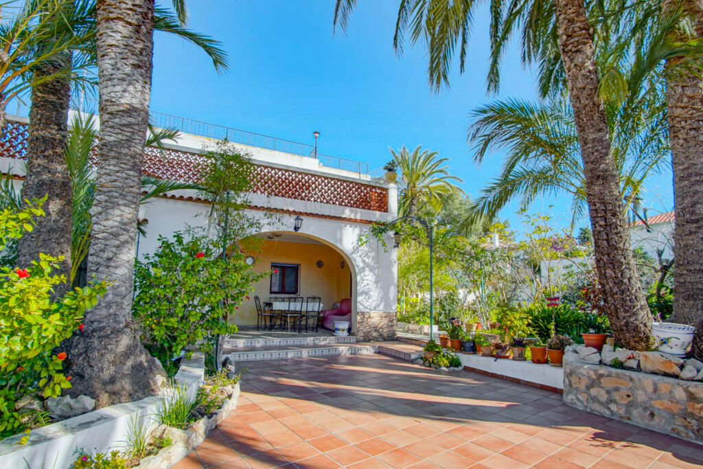 Detached Villa Javea Alicante - image 5