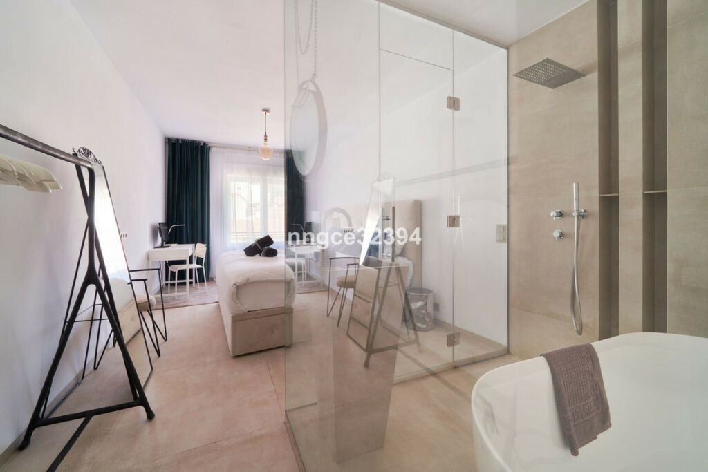 Middle Floor Apartment Marbella Málaga - image 9