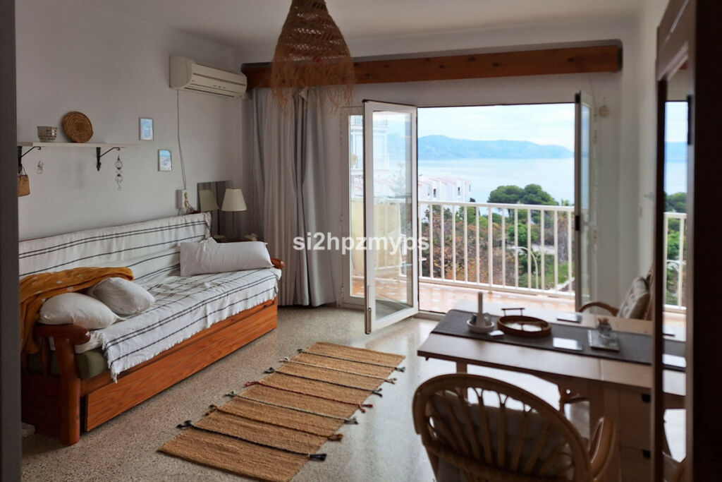 Top Floor Apartment Nerja Málaga - image 5