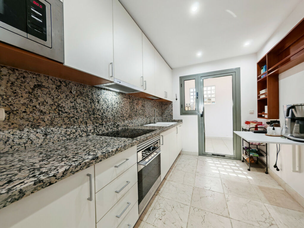 Ground Floor Apartment Estepona Málaga - image 5